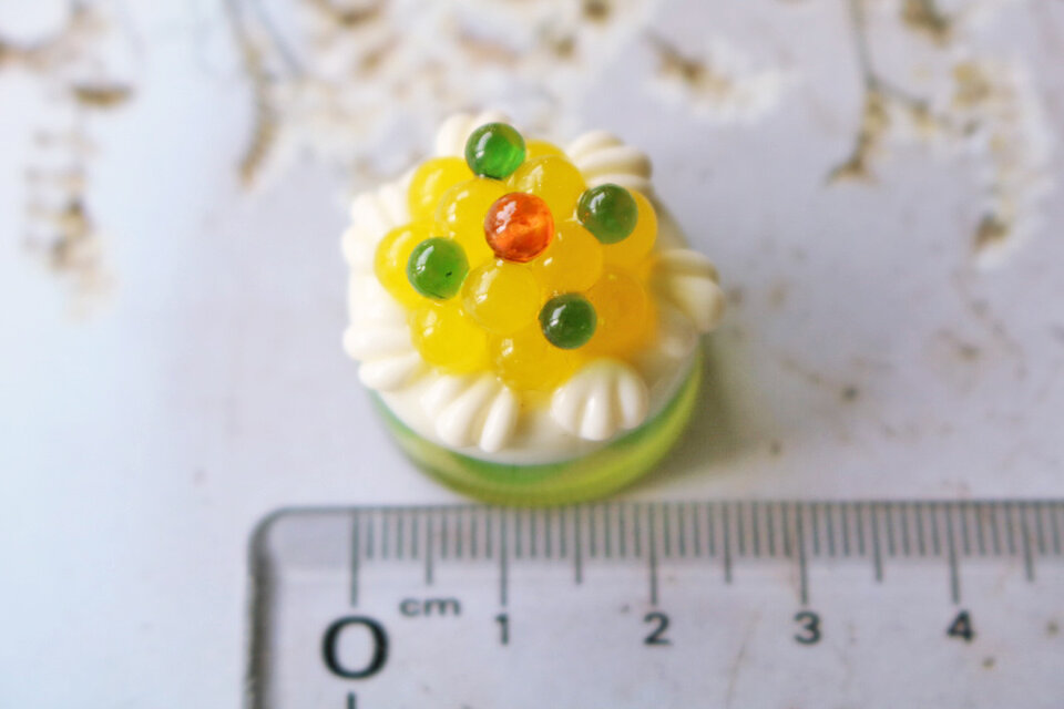 ガラスのミニチュア マンゴーのケーキ ☆ガラスのミニチュア洋菓子店
