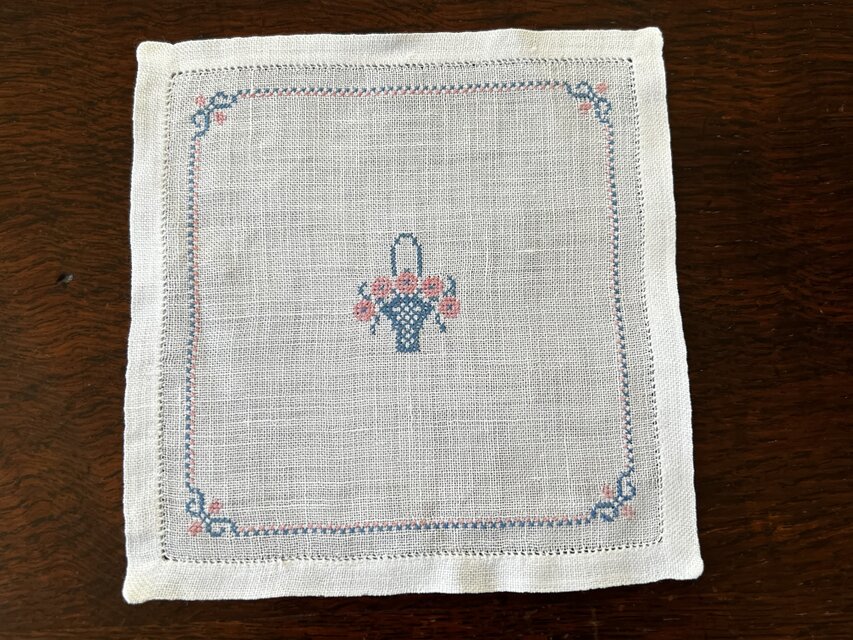 刺繍ミニクロス