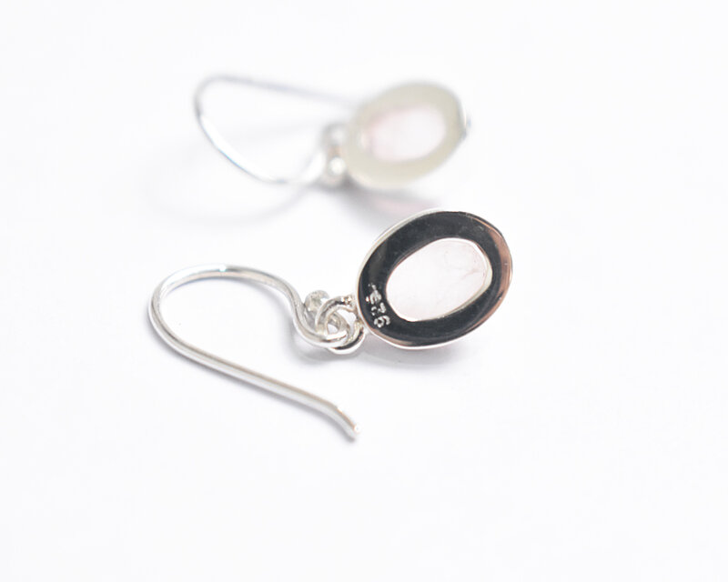 年代物 天然石ピアス 楽天市場】赤めのう天然石ピアス 種類追加 ホワイトカルセドニー