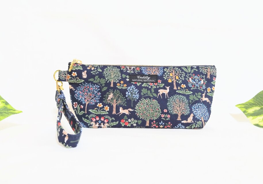 北欧の小さな森 持ち手付きペンケース（ネイビー)