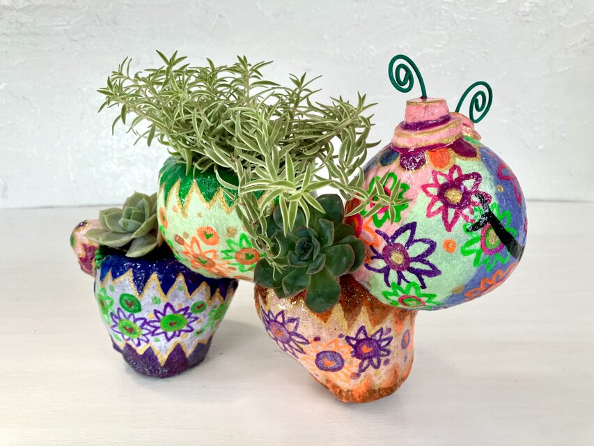 青虫 プランター オブジェ手作り セメント 植木鉢 | iichi 日々の