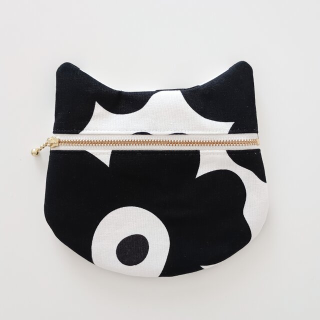 ♡16㎝ファスナーポーチ♡ハンドメイドパッチワーク　ロラライハリス 感謝価格 SALE パッチワーク 猫柄 16cmファスナーポーチ
