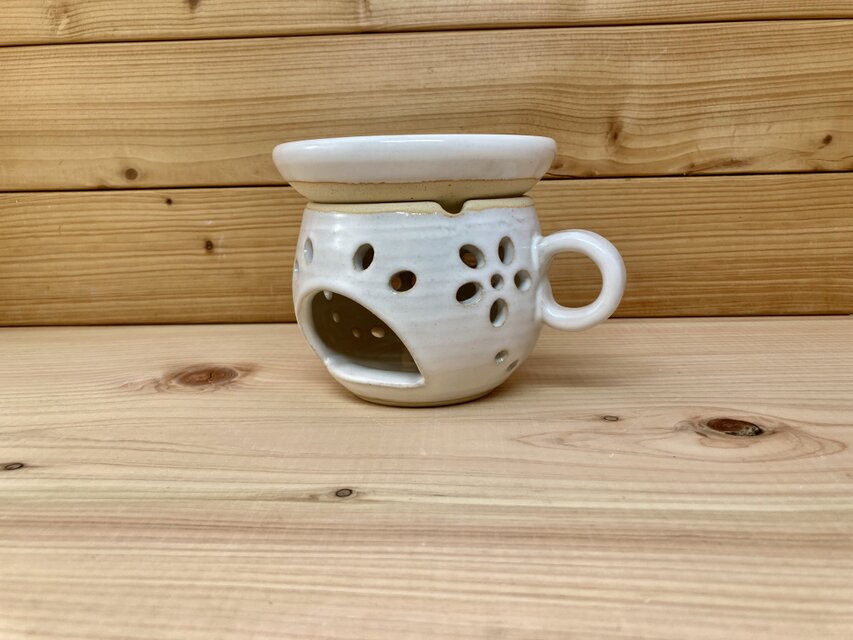 マグカップ香炉⭐︎茶香炉⭐︎アロマポット⭐︎ランプシェード⭐︎白花