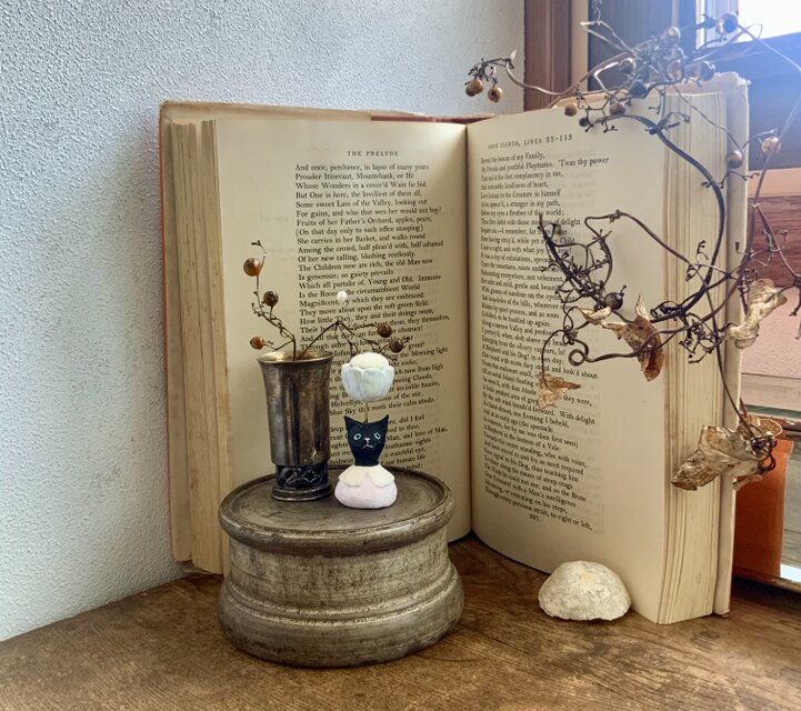 小さなお針子　猫　ピンクッション　オブジェ