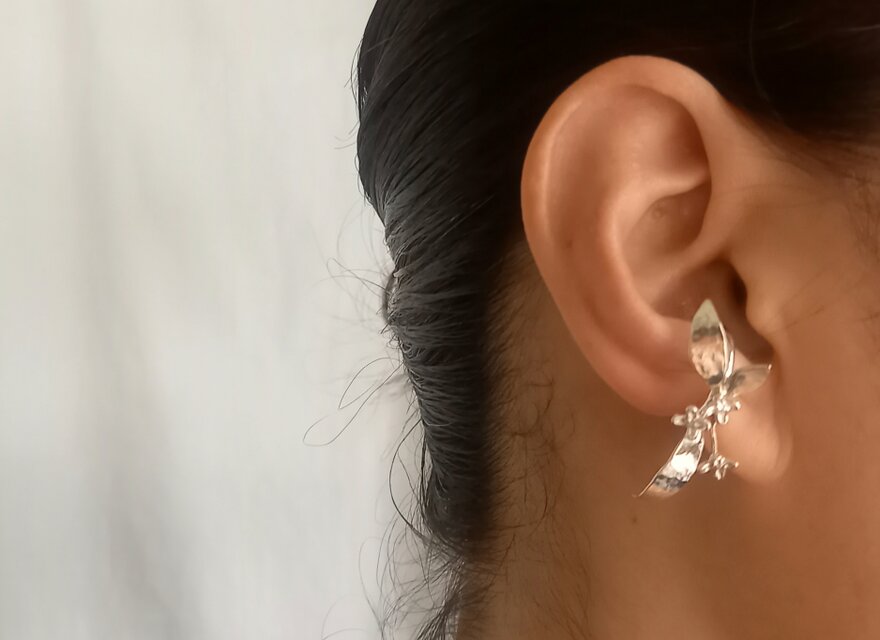 Utoka  ☆ silver   金木犀 イヤーカフ  a