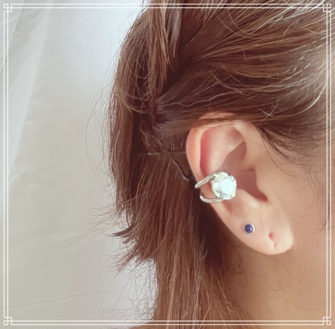 大粒スワロフスキーイヤーカフ【サージカルステンレス】 | iichi 日々