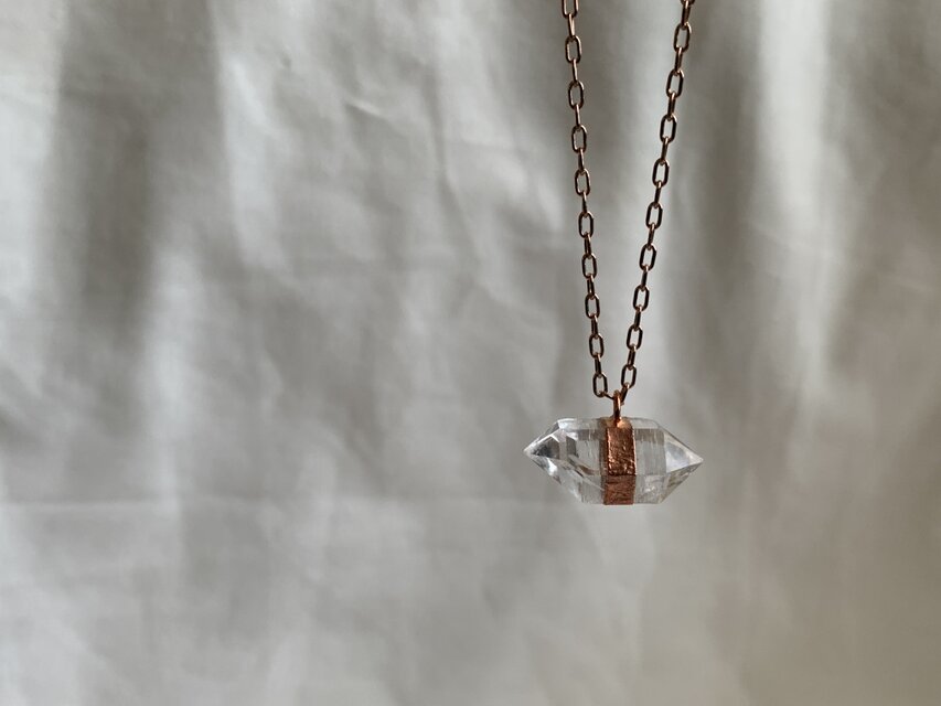 大きなハーキマーダイアモンドのネックレス