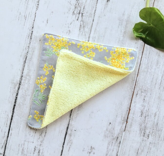 ミモザ　タオルハンカチ　15cm角　コットン　マイクロファイバー　名入れ　ループ