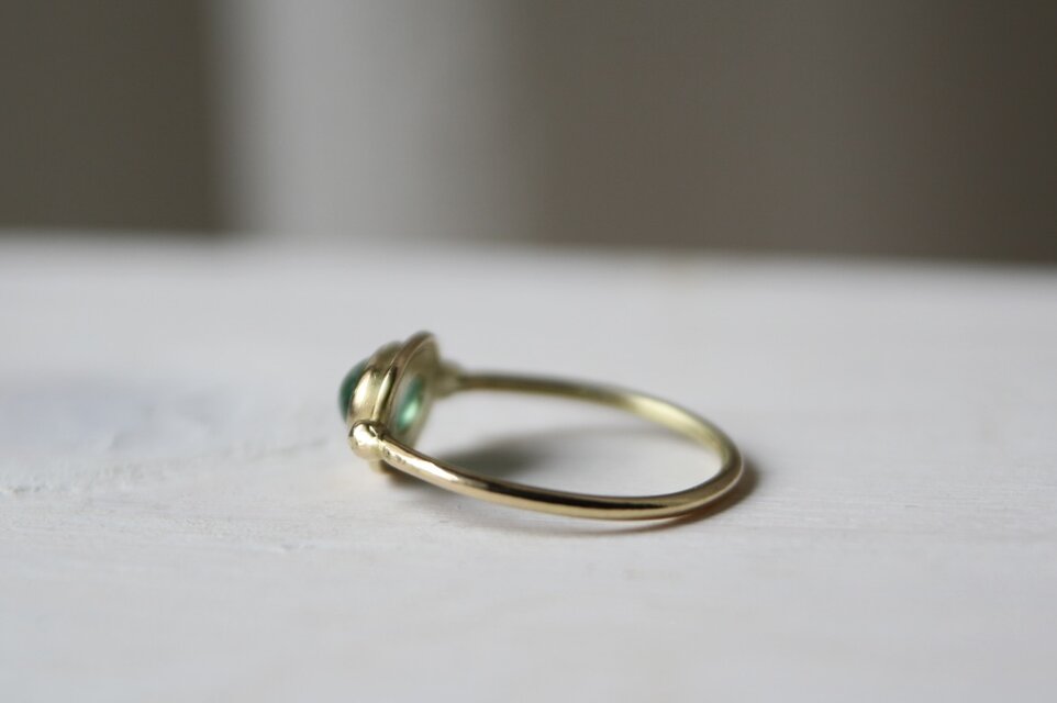 【平和堂】K18エメラルドリング　Moving Jewelry エメラルド k18ゴールド ring | iichi 日々の暮らしを心地よく