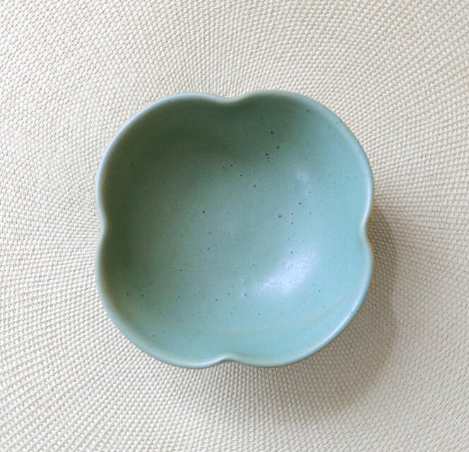 みどり 深川製 青紫色の葉、葡萄模様 ①②③④セット 楽天市場】和柄 ムラ糸クロス 和調古典柄 全6柄(さくら 青海波