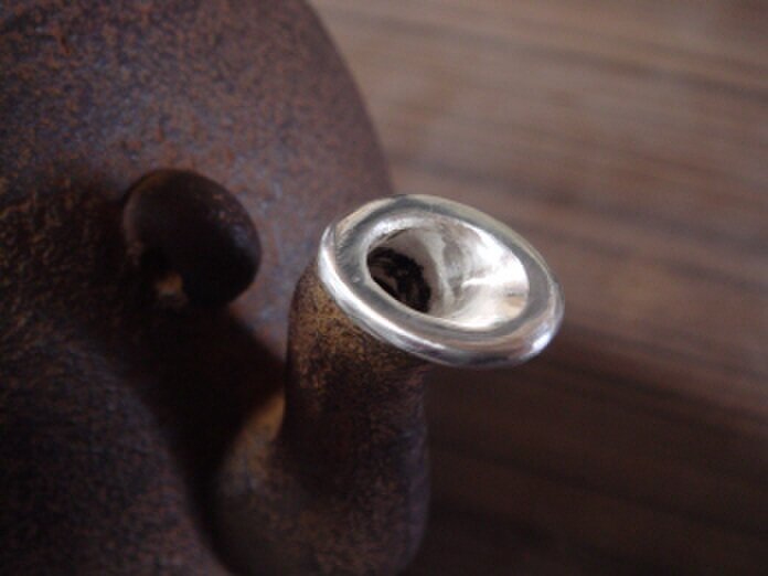 鉄瓶銀口加工（磨き仕上げ）