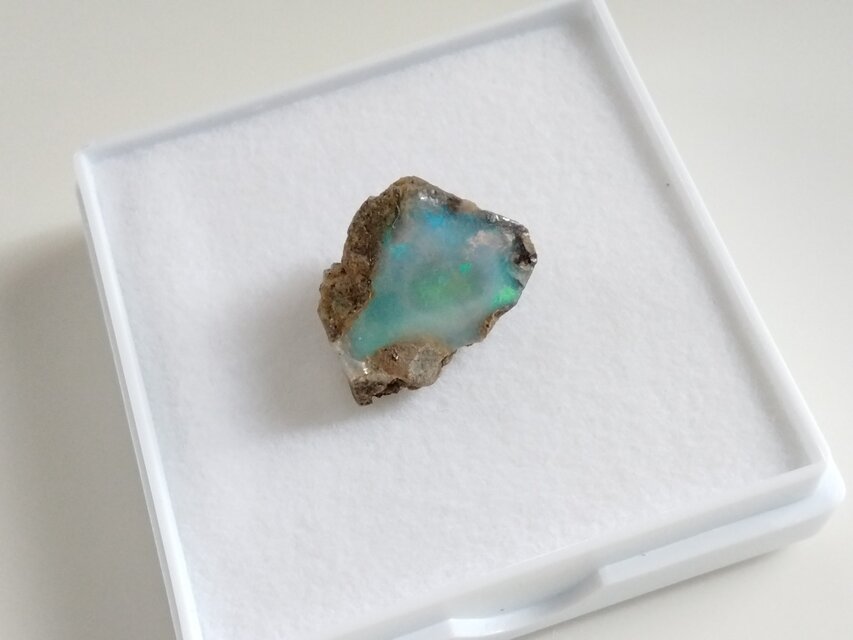 エチオピア産オパール 原石 19x13mm | iichi 日々の暮らしを