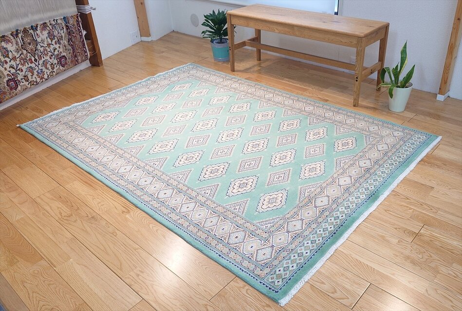 パキスタン絨毯 ラグ 200x136cm 軽くて畳める手織りラグ グリーン