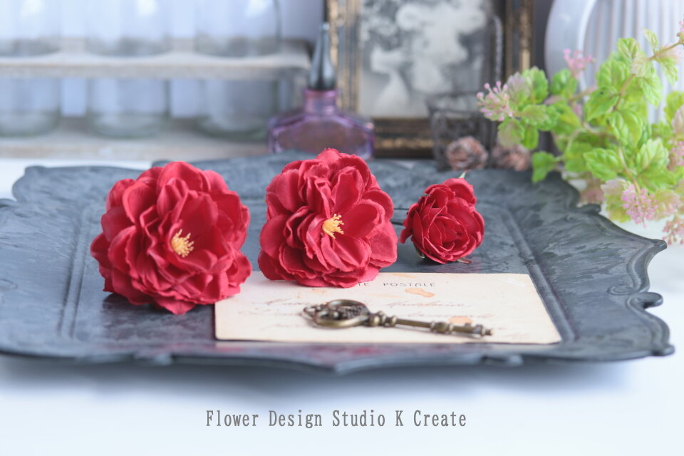 赤い薔薇とゴールドのカスミソウのヘッドドレス ウェディング