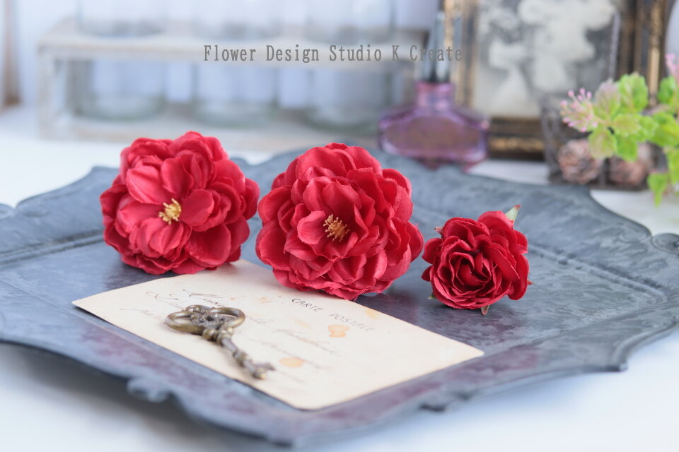 赤い薔薇とゴールドのカスミソウのヘッドドレス ウェディング