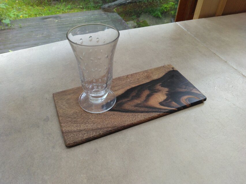 木のプレート　　黒柿・シャム柿