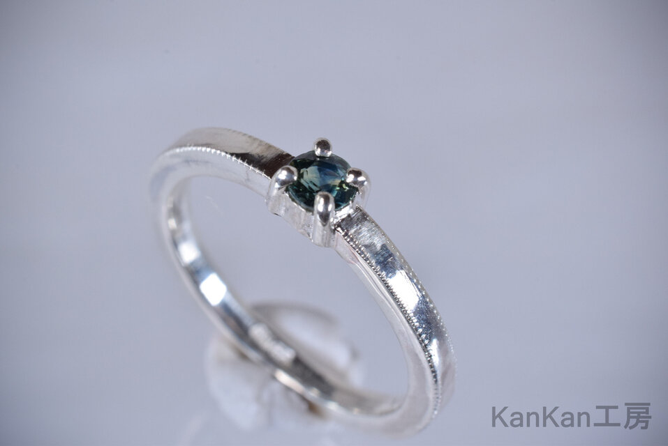 サファイアのリング