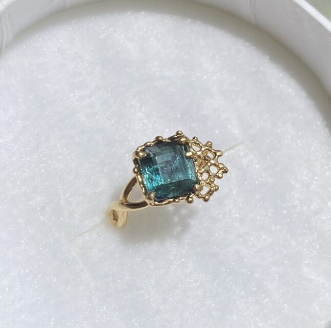 イヤカフ　インディコライト　