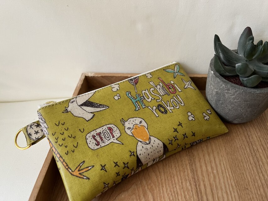 14裏付き　ミニラミネートポーチ　ハシビロコウ