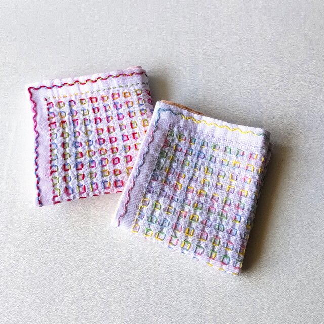 刺し子の ふんわりハンカチ   カラフルミックス