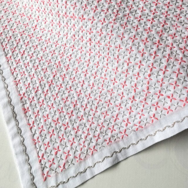 刺し子のふきん/カバー  『 花刺し』ピンク