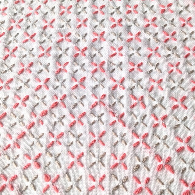 刺し子のふきん/カバー 『 花刺し』ピンク | iichi 日々の暮らしを