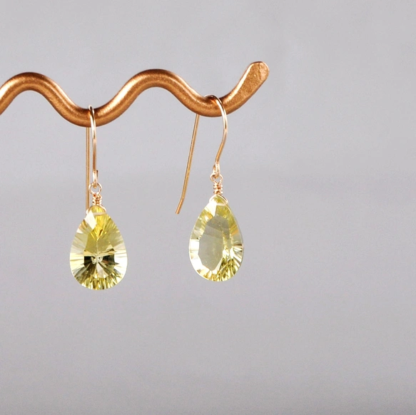 14kgf/大粒レモンクォーツコンケーブカット一粒ピアス