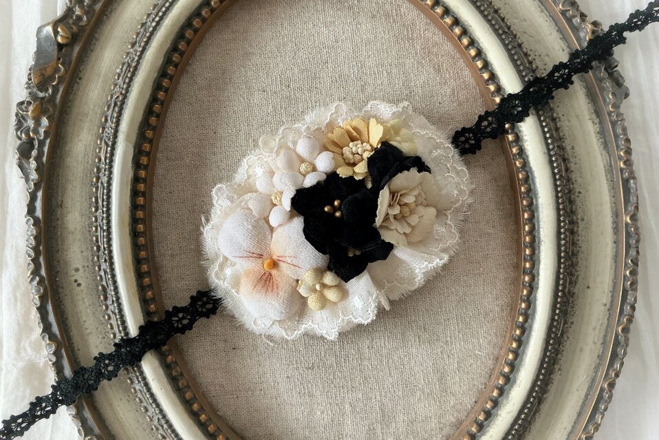 ドール用レースと染め花のスモールヘッドドレス(MLフリー・ビオラ・エクリュ&オフホワイト)