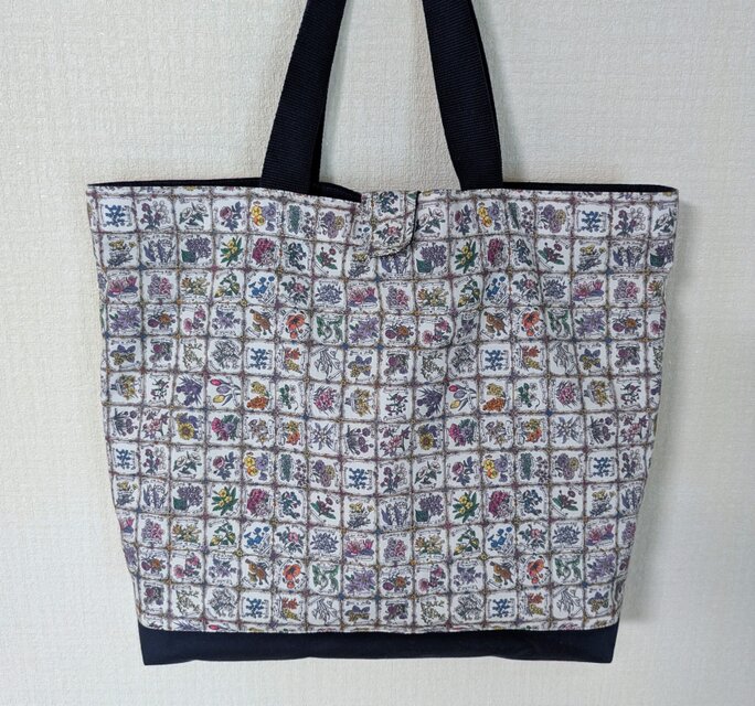 「リバーシブルトート」リバティプリント(Languge of Fiowers A)