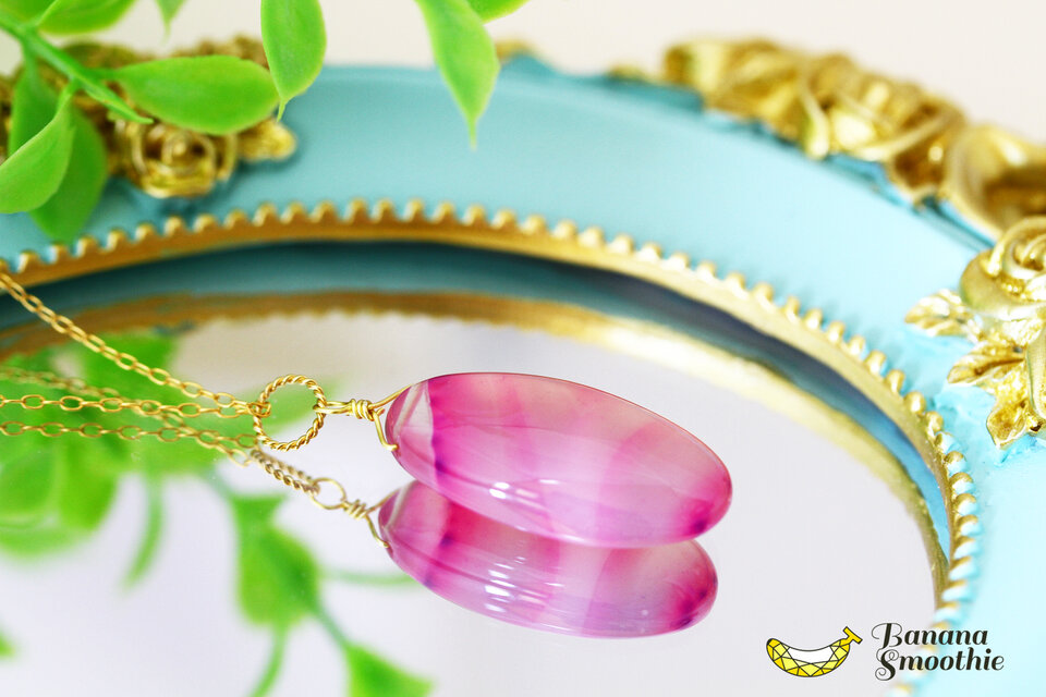 薄紫とピンクの可愛らしさ満点♡ パープル サードニクスアゲート  大粒 オーバル 14kgfネックレス 8月誕生石