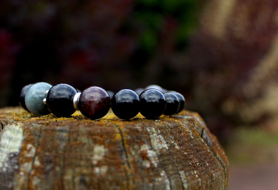 モリオン オニクス、ヌーマイト、キャッツアイ 悪運、悪霊から