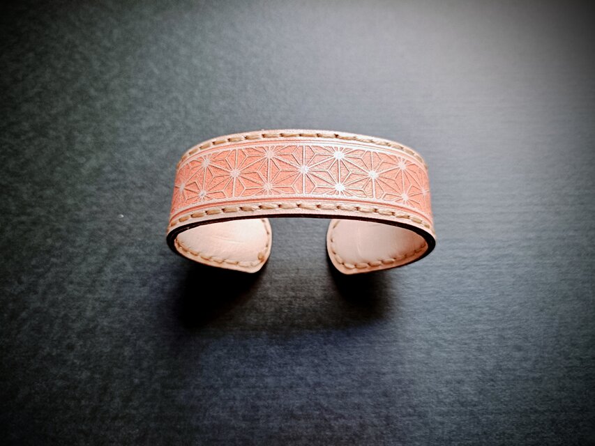 Tsutsumi(つつみ) 　レザーバングル