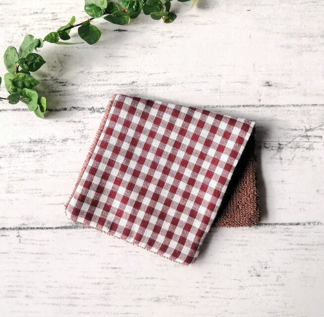 チェック柄　茶色　ハーフハンカチ　ガーゼハンカチタオル　ダブルガーゼ　マイクロファイバー　名入れ