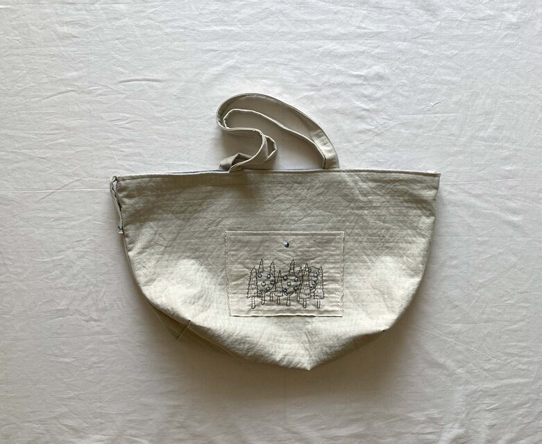 Bag：blue moon forest