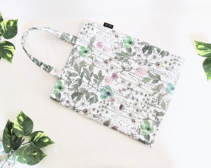 リバティイルマグリーンのペタンコトートバック