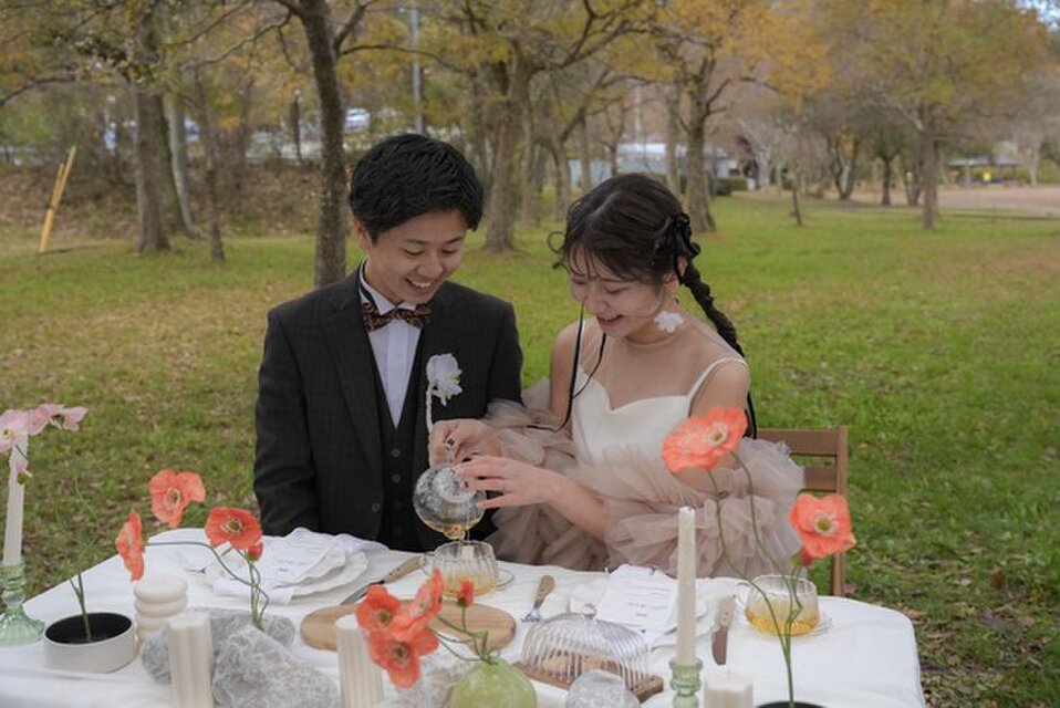 実例写真！トップスのみ あんず色 ソフトチュール ふわふわ袖 ラッフル