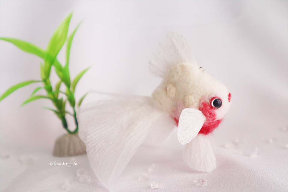 たゆたう金魚モビールS-白桜琉金-