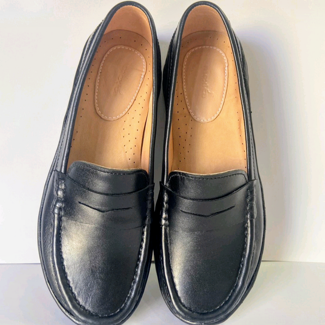 ◇丸みのある大人かわいい本革ローファー◇無料サイズオーダー◇受注生産◇本革◇色変更無料◇軽量ソール仕様◇