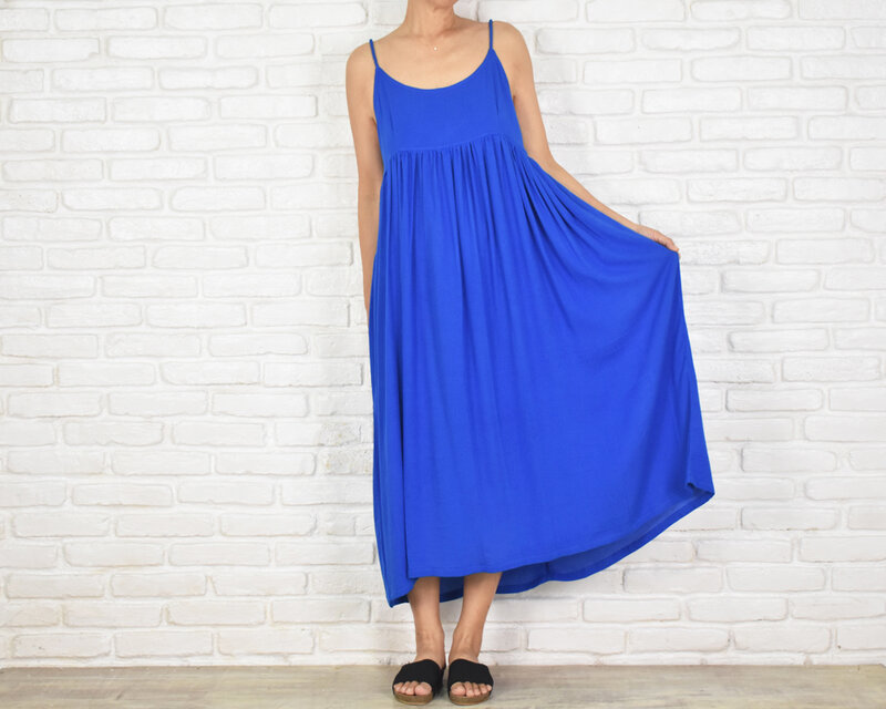リゾート気分を盛り上げてくれる、鮮やかなブルー！アイランドキャミソールワンピース