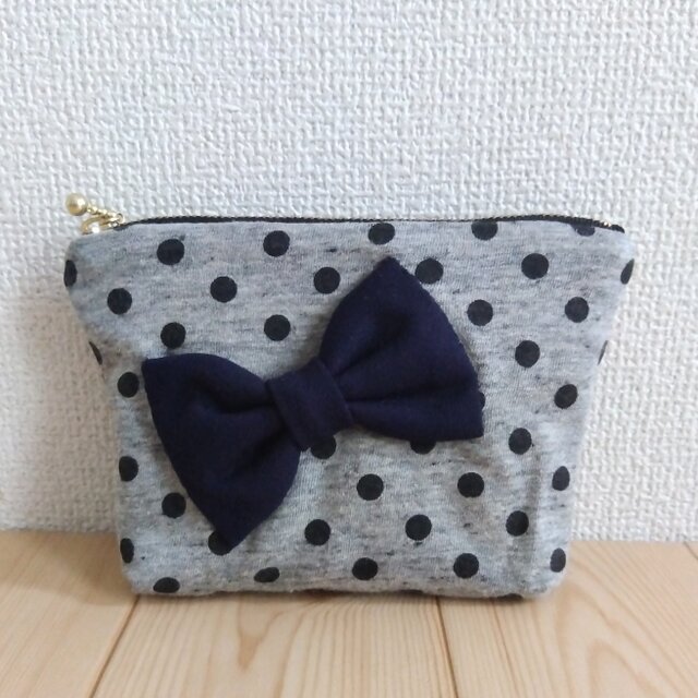 ニット生地16cm☆ドット柄のポーチ　ポケット付き　水玉模様　グレー×ネイビー　　438