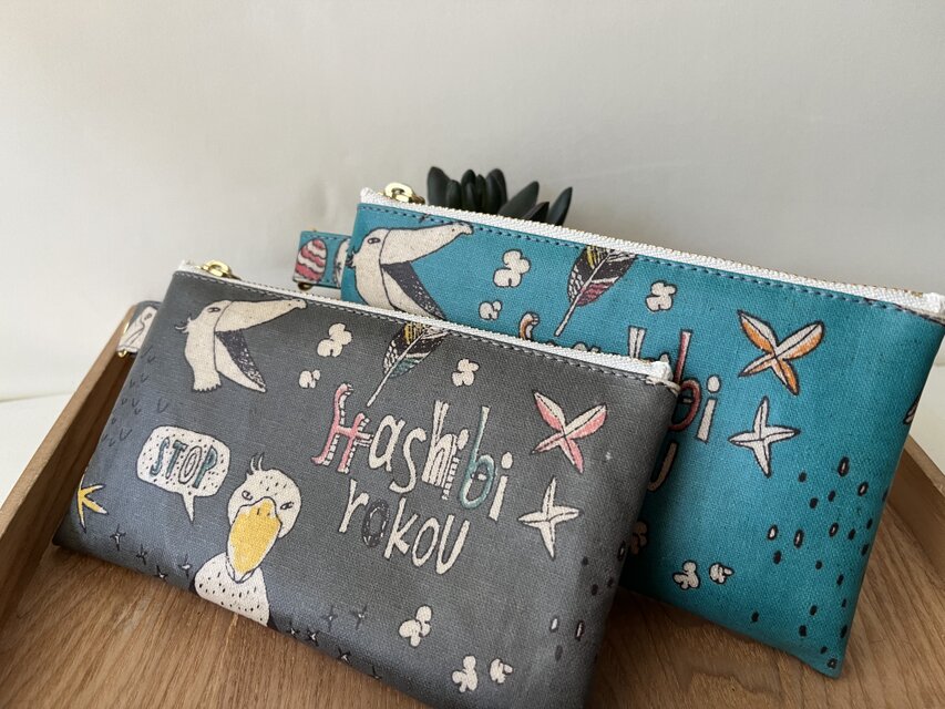 14裏付き　ミニラミネートポーチ　ハシビロコウ