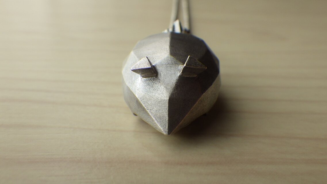 ネズミのペンダント | iichi 日々の暮らしを心地よくするハンドメイド