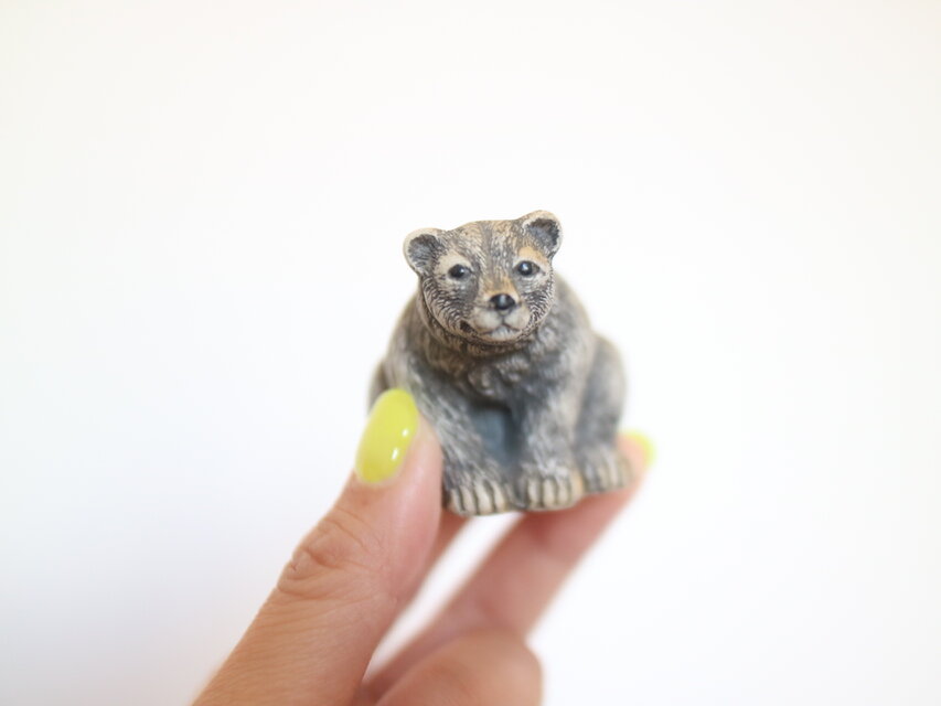 スウェーデンで見つけた陶器のクマオブジェ No.6074 | iichi 日々の