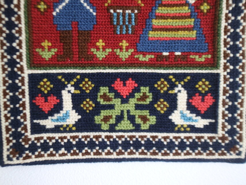 ヨーロッパ式刺繍絵タペストリー: Autumn in the Mountain ヨーロッパ式刺繍絵タペストリー: Autumn in the Mountain 絵画