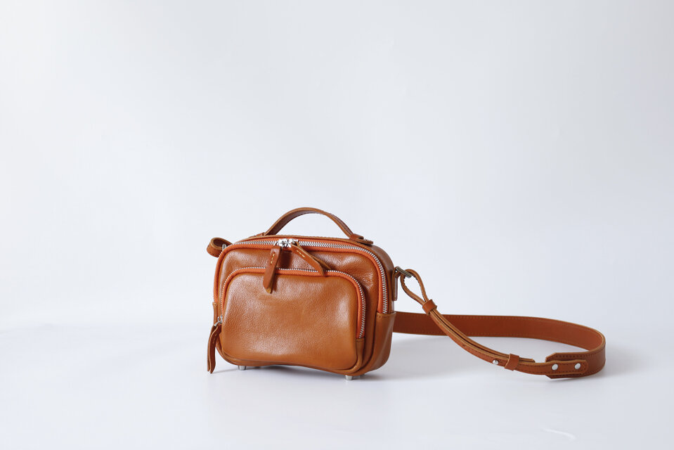 ★2個限りキャンペーン中！★2層ファスナーで仕分け上手 牛革のミニボックスバッグ｜ショルダー・斜めがけ対応