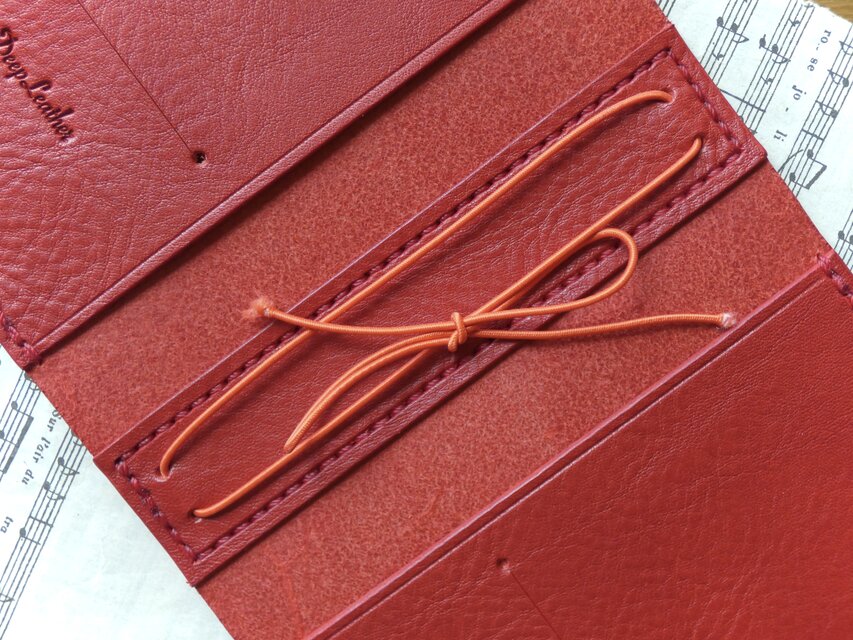 トラベラーズノートカバー／パスポートサイズ／革／赤 | iichi 日々の