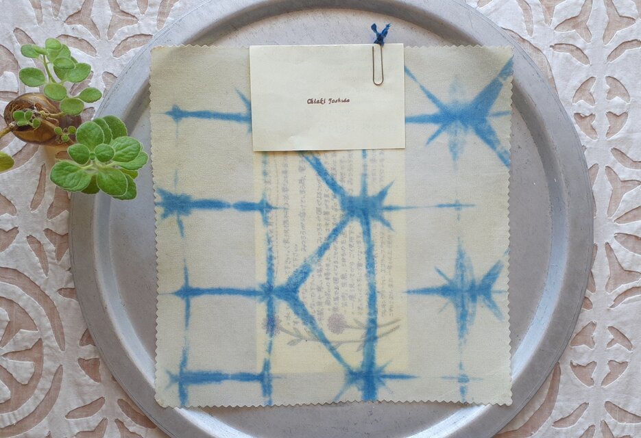 みつろうエコラップ 四角M：藍染め  線の柄　<インド綿ブロックプリント エコラップ eco>