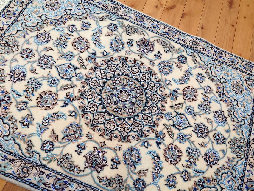 ペルシャ絨毯 ナイン産 ノーラ 玄関マット 120x82cm エスリム柄