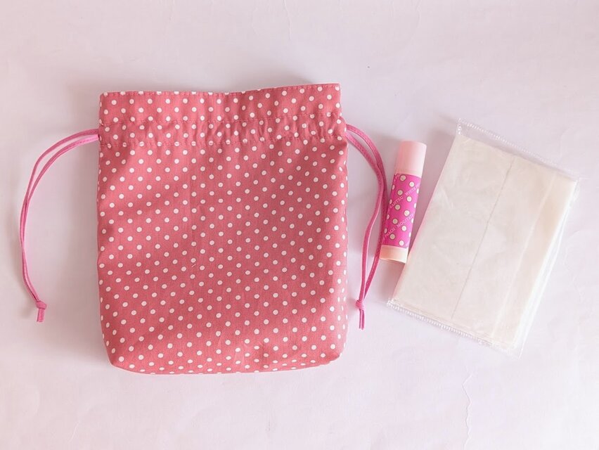 バトスピ ピンクコア 116個 + 巾着袋 バトスピ ピンクコア 116個 + 巾着袋 - メルカリ