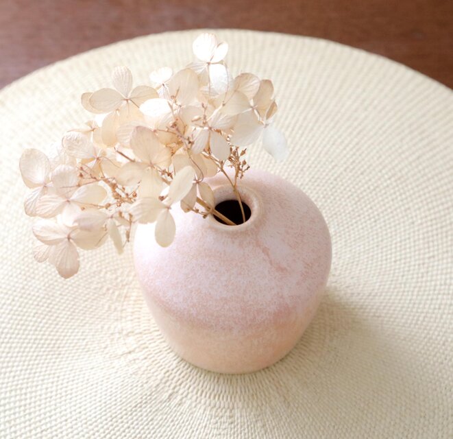 桜花窯変釉の一輪挿し | iichi 日々の暮らしを心地よくする
